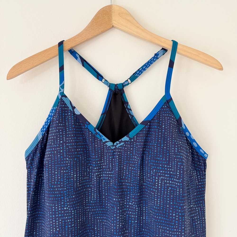 Title Nine “Next” Dress in Blue Abstract Pattern Side Pockets Racerback, Size L - Picture 2 of 10